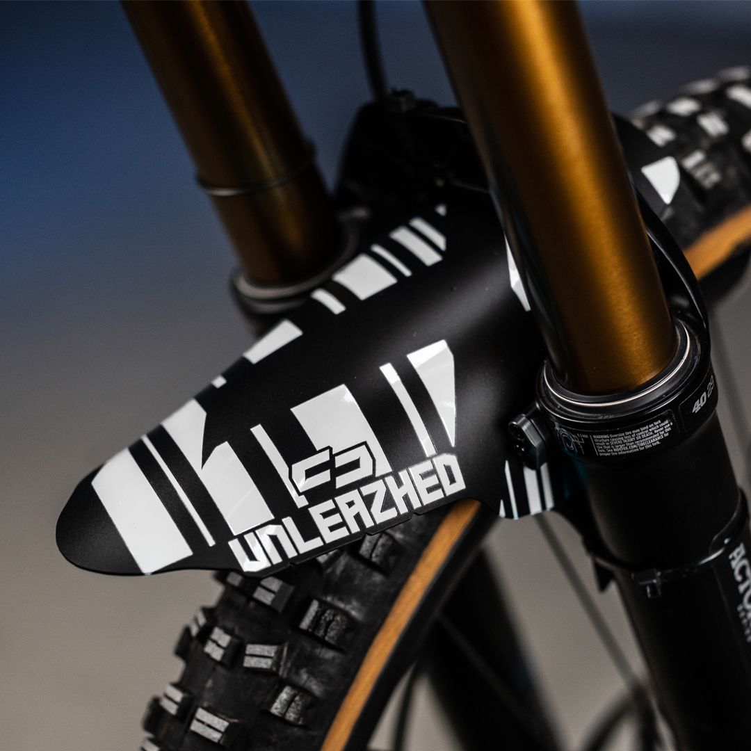 Unleazhed Mudguard M01 - white Unleazhed Mudguard M01 - white